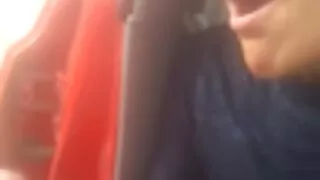 Modelo maduro com video porno em desenho 3d tatuagens fodidas no quintal