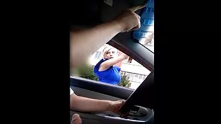 A loira atacou um enorme pau video pono dezenho de ébano por causa da forte luxúria