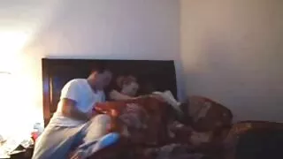 Peludo de cabelos negros carecas de xvídeo pornô desenho ficar um grande galo no Cuzão