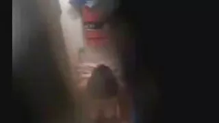 Ele passou a masturbação no banheiro e está pronto para fazer vidios pornos em desenhos sucção de galo