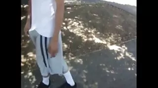 Ele abriu as pernas da Jovem Russa e rasgou - a com um grande pénis xxx videos de desenho