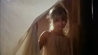 Ele deu à namorada um vibrador quero ver filme de sexo em desenho e correu para arranjar uma foda com ela
