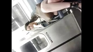 O homem tentou quero filme de pornô de desenho foder uma tentadora espessa na cama