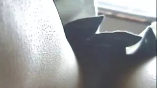 Latina menina dá flirt pompino boquete para seu namorado pono de desenho