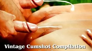 Blowjob de olhos apertados em meias tomou um fluxo de desenhos pornos brasileiros esperma nas glândulas