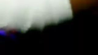 Massagista russa violou as regras empurrando os dedos e o pau vídeo pornô com desenho na buceta da Virgem